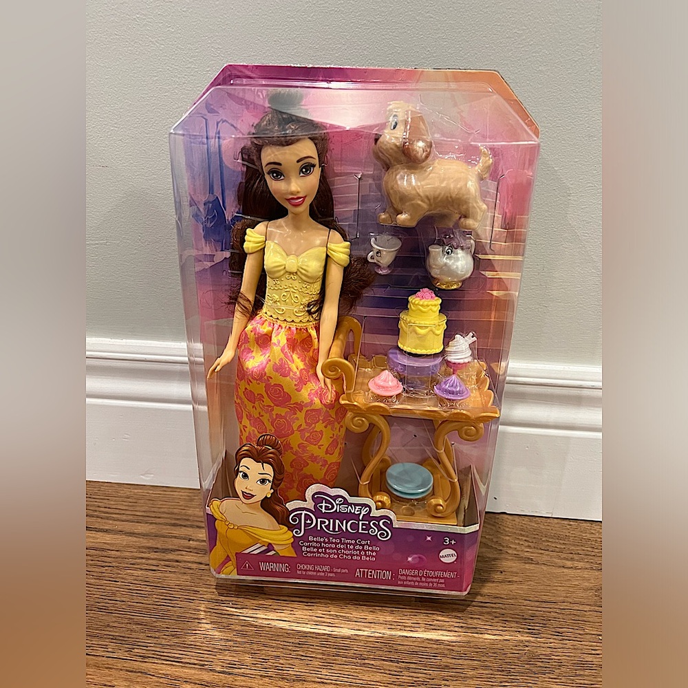 Disney Princess Belle’s tea time cart play set